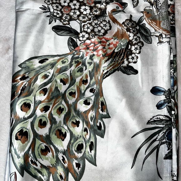 1-NWT CALLISTO HOME PEACOCK PRINT CURTAINS SET OF 2 PANELS SIZE 38”x 96” - Picture 2 of 16